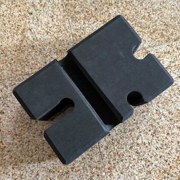 COPY - Bench block - Picture 2 of 3